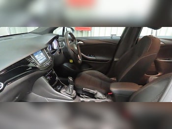 Used Vauxhall Astra 2018 for sale - 77119929: Photo