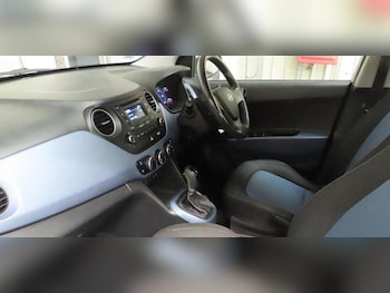 Used Hyundai i10 2015 for sale - 78695194: Photo