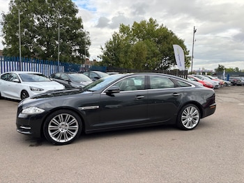 Used Jaguar XJ 2010 for sale - 75769993: Photo