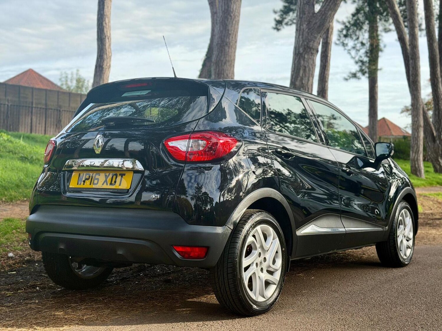 Used Renault Captur 2016 for sale - 76744123: Photo 11