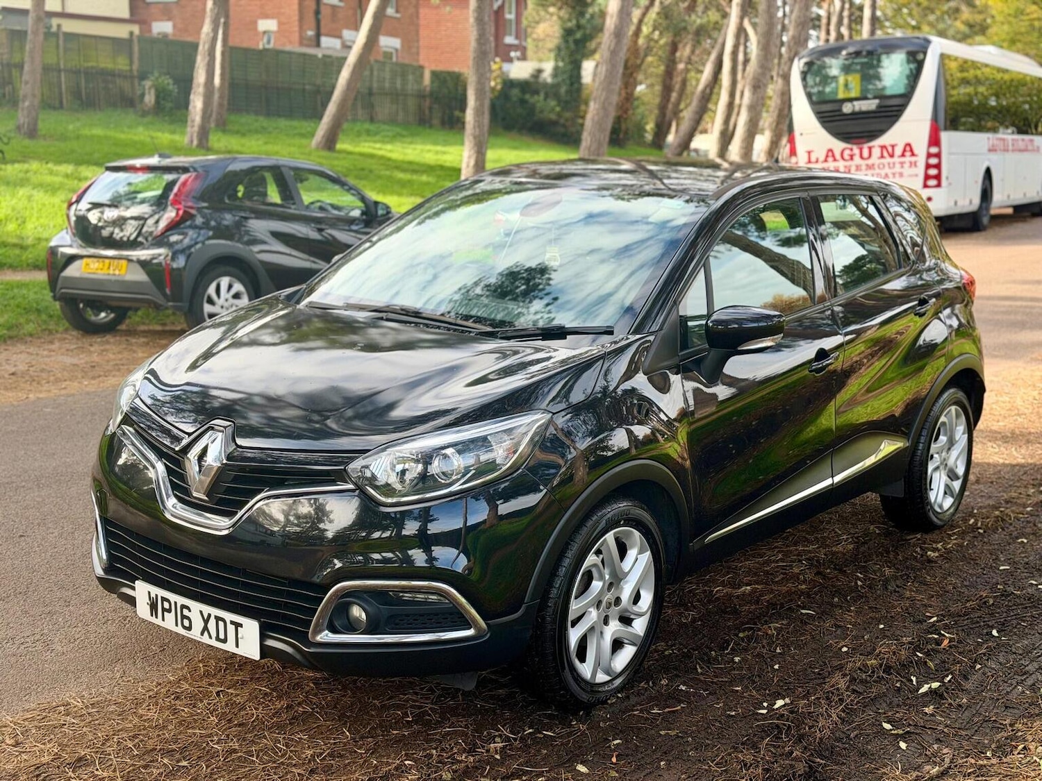 Used Renault Captur 2016 for sale - 76744123: Photo 3
