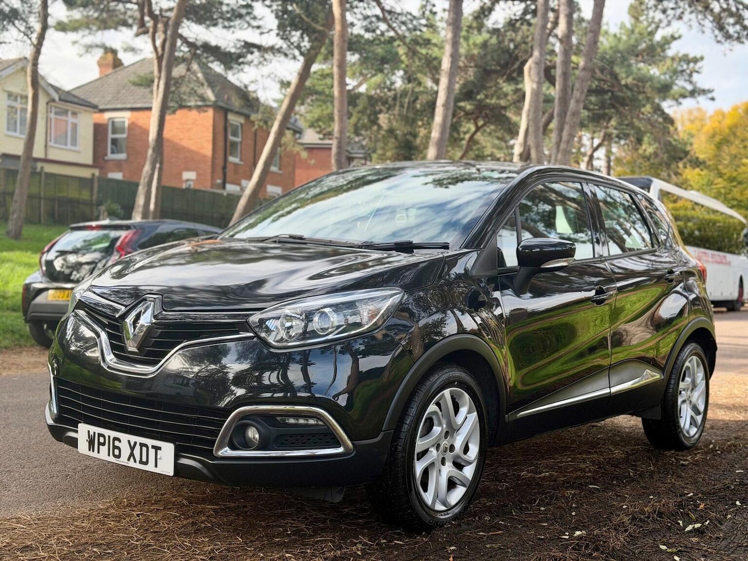 Used Renault Captur 2016 for sale - 76744123: Photo 4