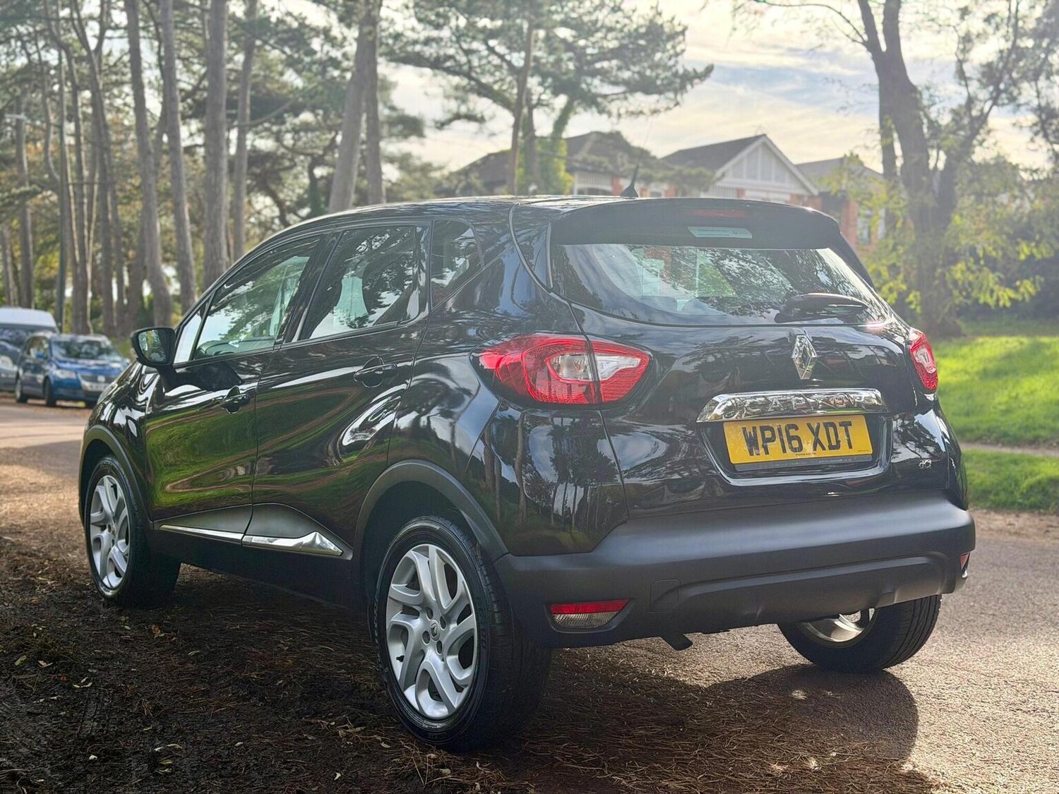 Used Renault Captur 2016 for sale - 76744123: Photo 8