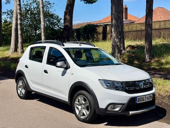 Used Dacia Sandero Stepway 2017 for sale - 78846098: Photo