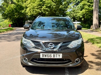 Used Nissan Qashqai 2016 for sale - 79542021: Photo