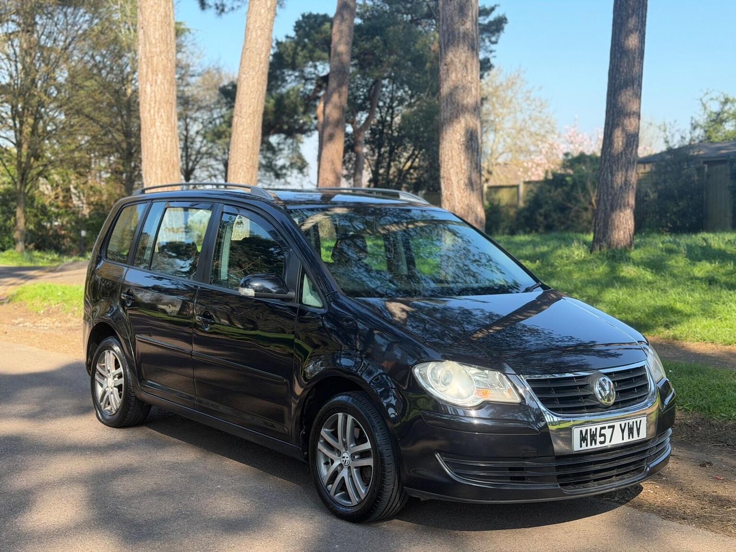 Used Volkswagen Touran 2008 for sale - 77953914: Photo 2