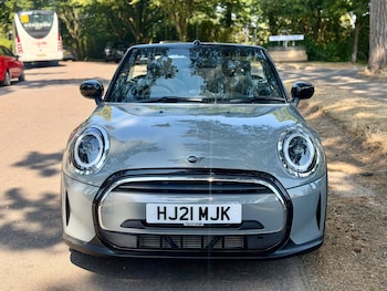 Used MINI Convertible 2021 for sale - 79205439: Photo