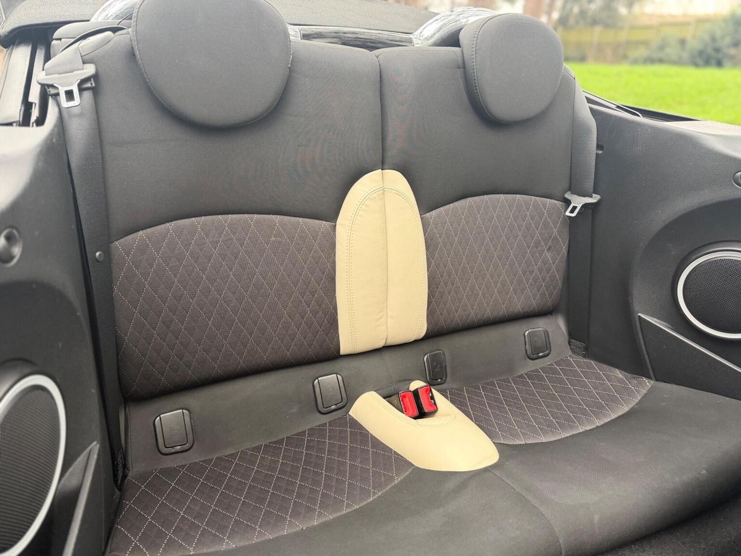 Used MINI Convertible 2014 for sale - 77258554: Photo 17