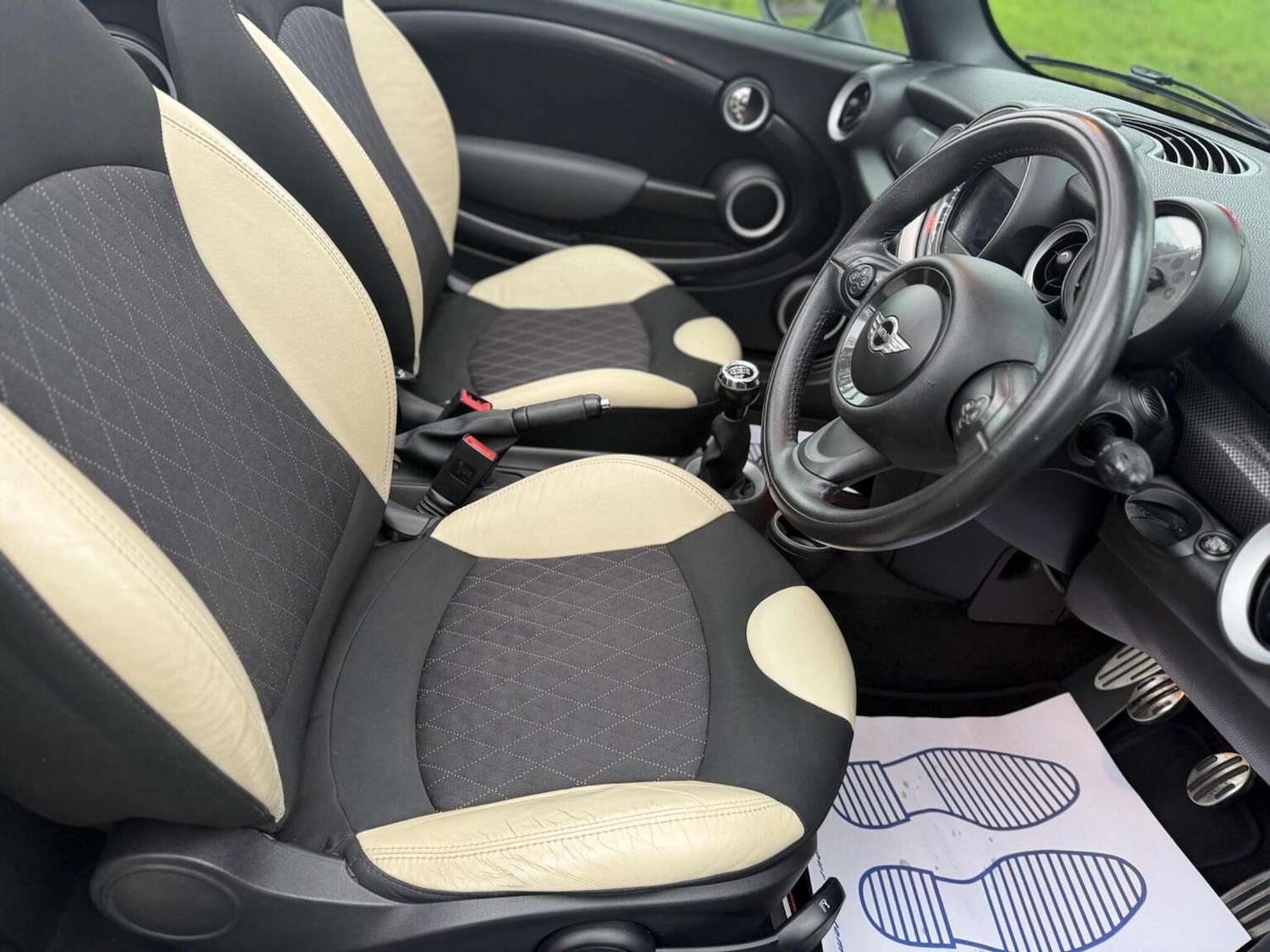 Used MINI Convertible 2014 for sale - 77258554: Photo 22