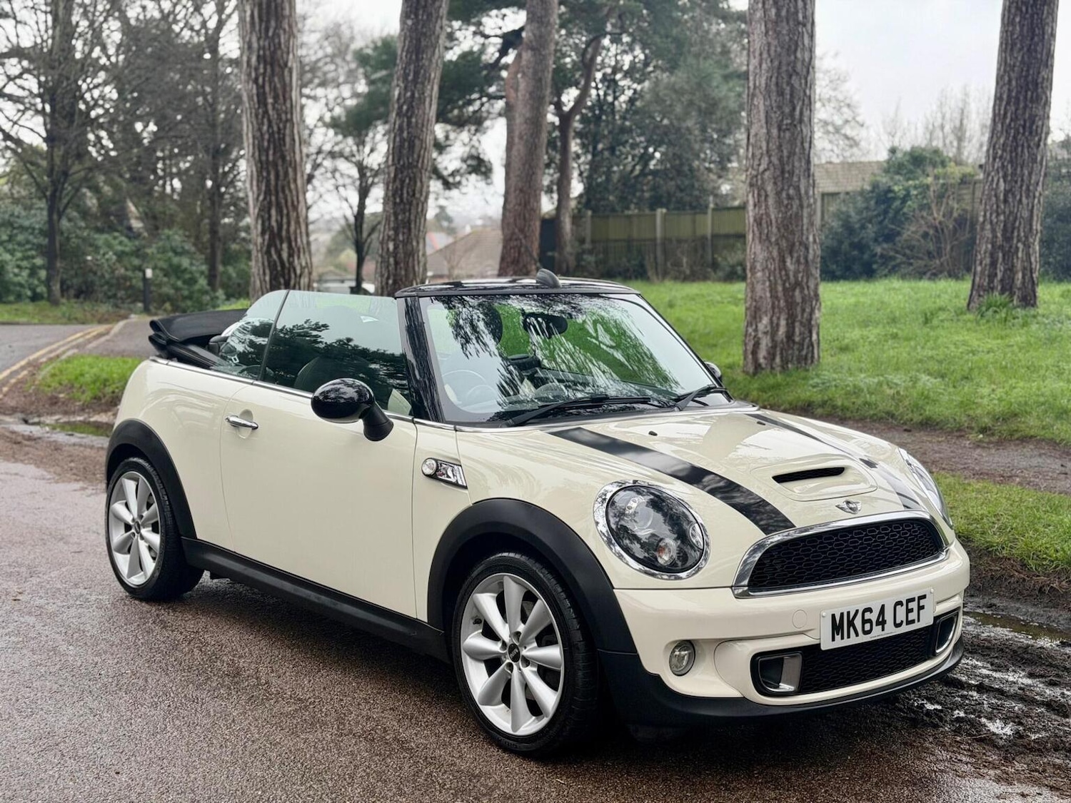 Used MINI Convertible 2014 for sale - 77258554: Photo 3