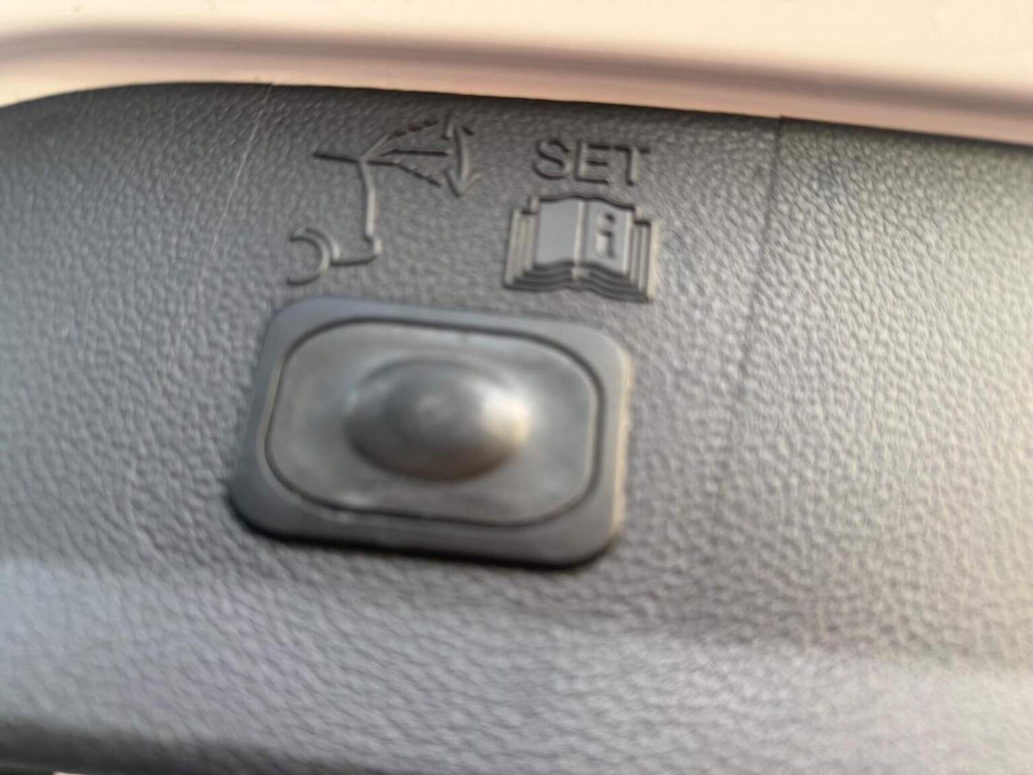 Used Ford Kuga 2014 for sale - 77687708: Photo 13