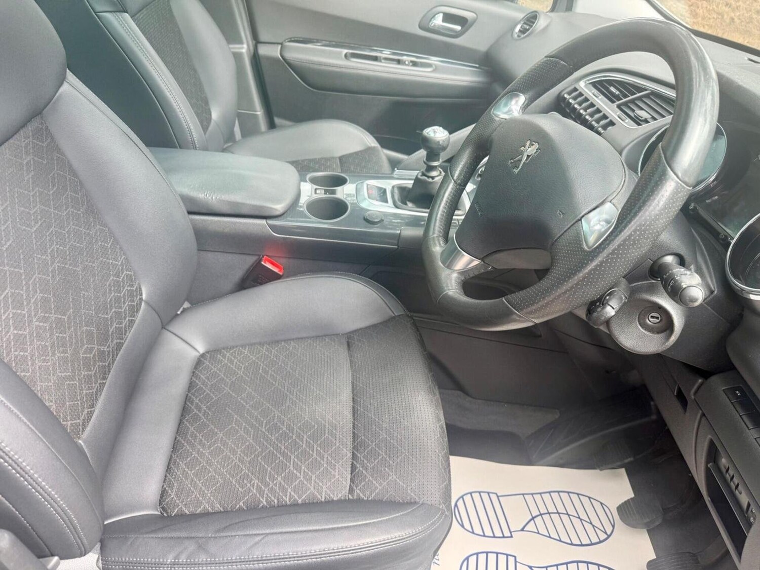 Used Peugeot 3008 2014 for sale - 76794345: Photo 13