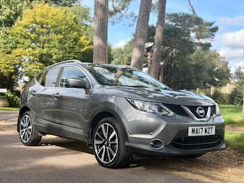 Used Nissan Qashqai 2017 for sale - 76744135: Photo