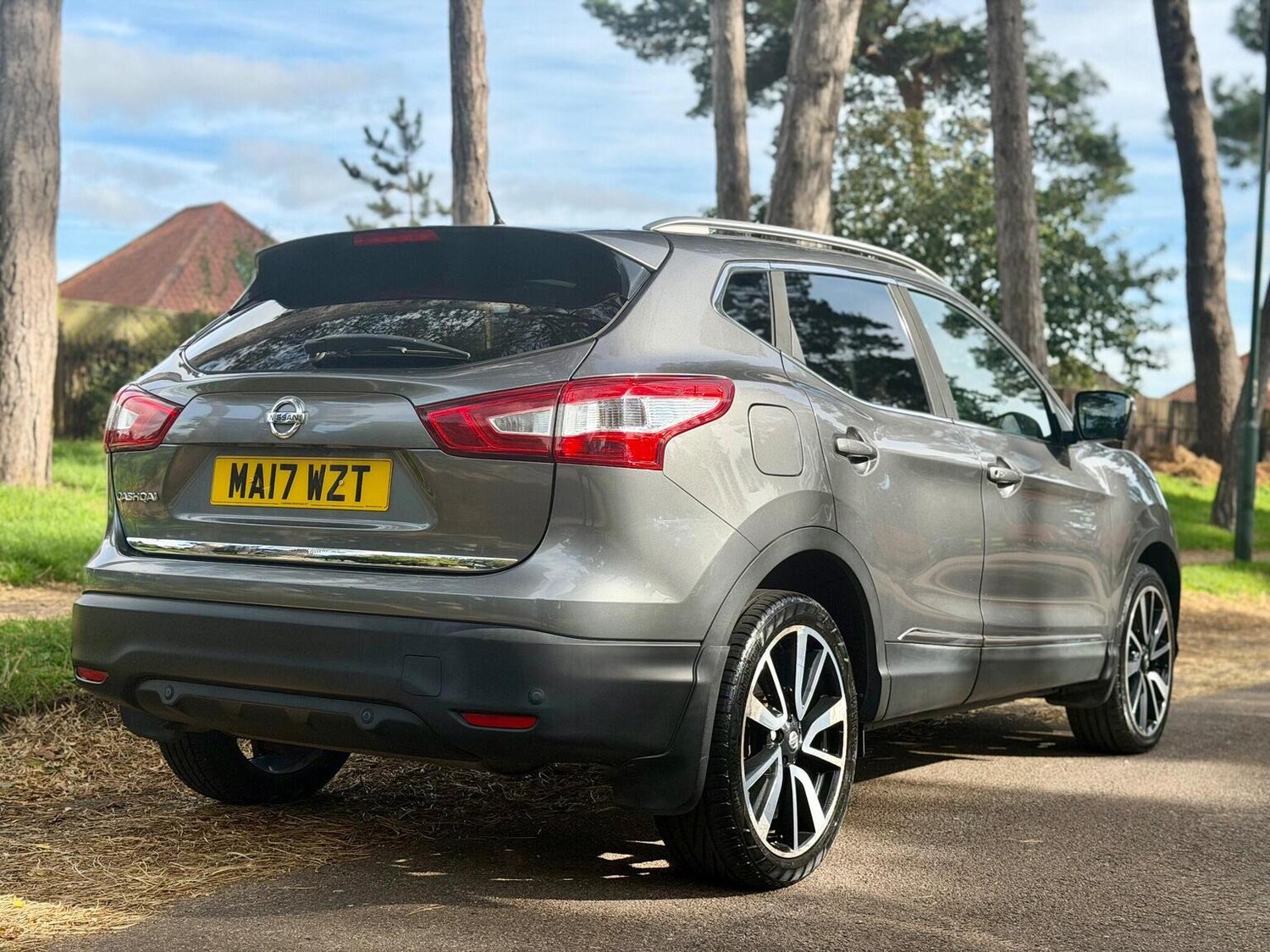 Used Nissan Qashqai 2017 for sale - 76744135: Photo 9