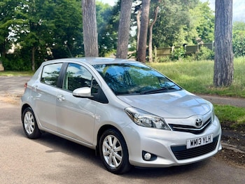 Used Toyota Yaris 2013 for sale - 78852585: Photo
