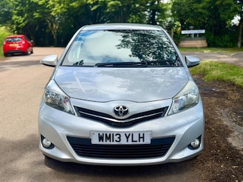 Used Toyota Yaris 2013 for sale - 78852585: Photo