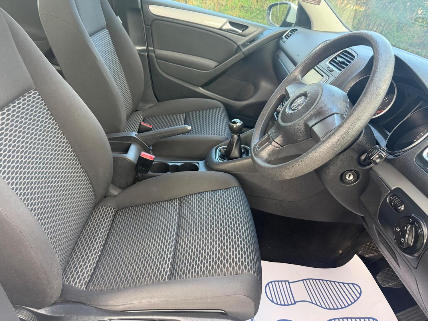 Used Volkswagen Golf 2010 for sale - 77844933: Photo 13