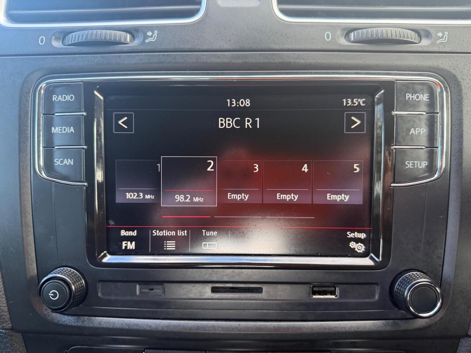 Used Volkswagen Golf 2010 for sale - 77844933: Photo 16