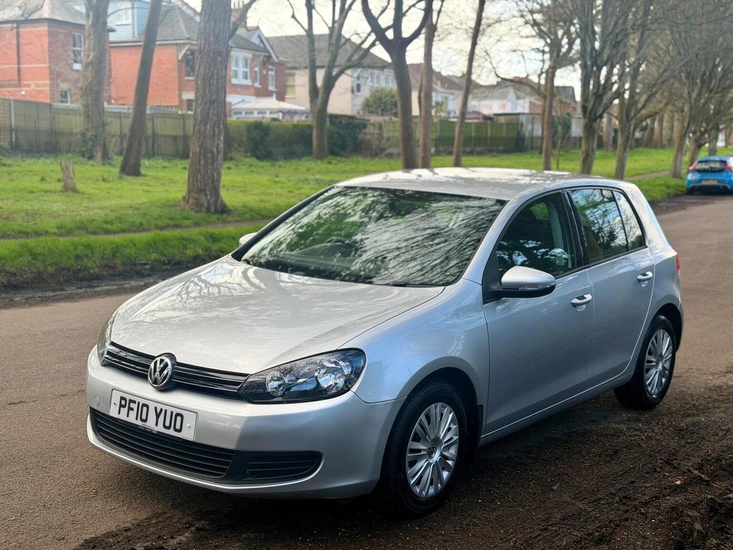 Used Volkswagen Golf 2010 for sale - 77844933: Photo 5