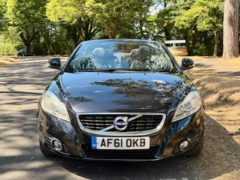 Used Volvo C70 2011 for sale - 79456837: Photo