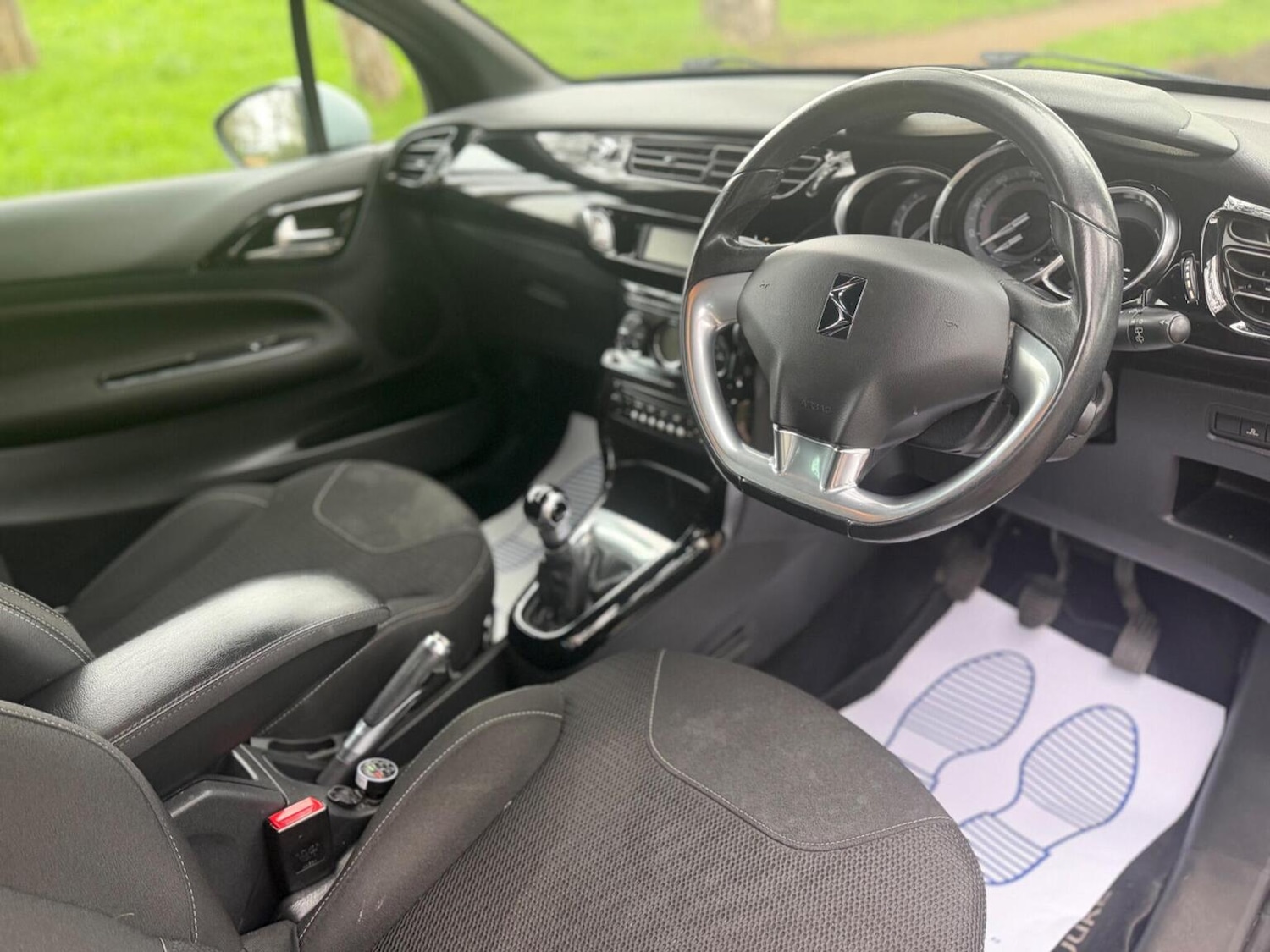 Used Citroen DS3 2013 for sale - 77901273: Photo 14