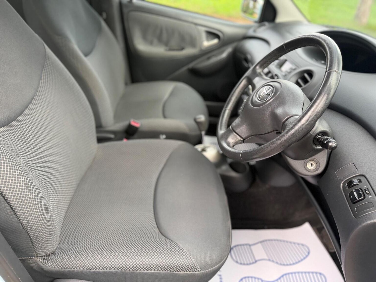 Used Toyota Yaris 2005 for sale - 77578460: Photo 13