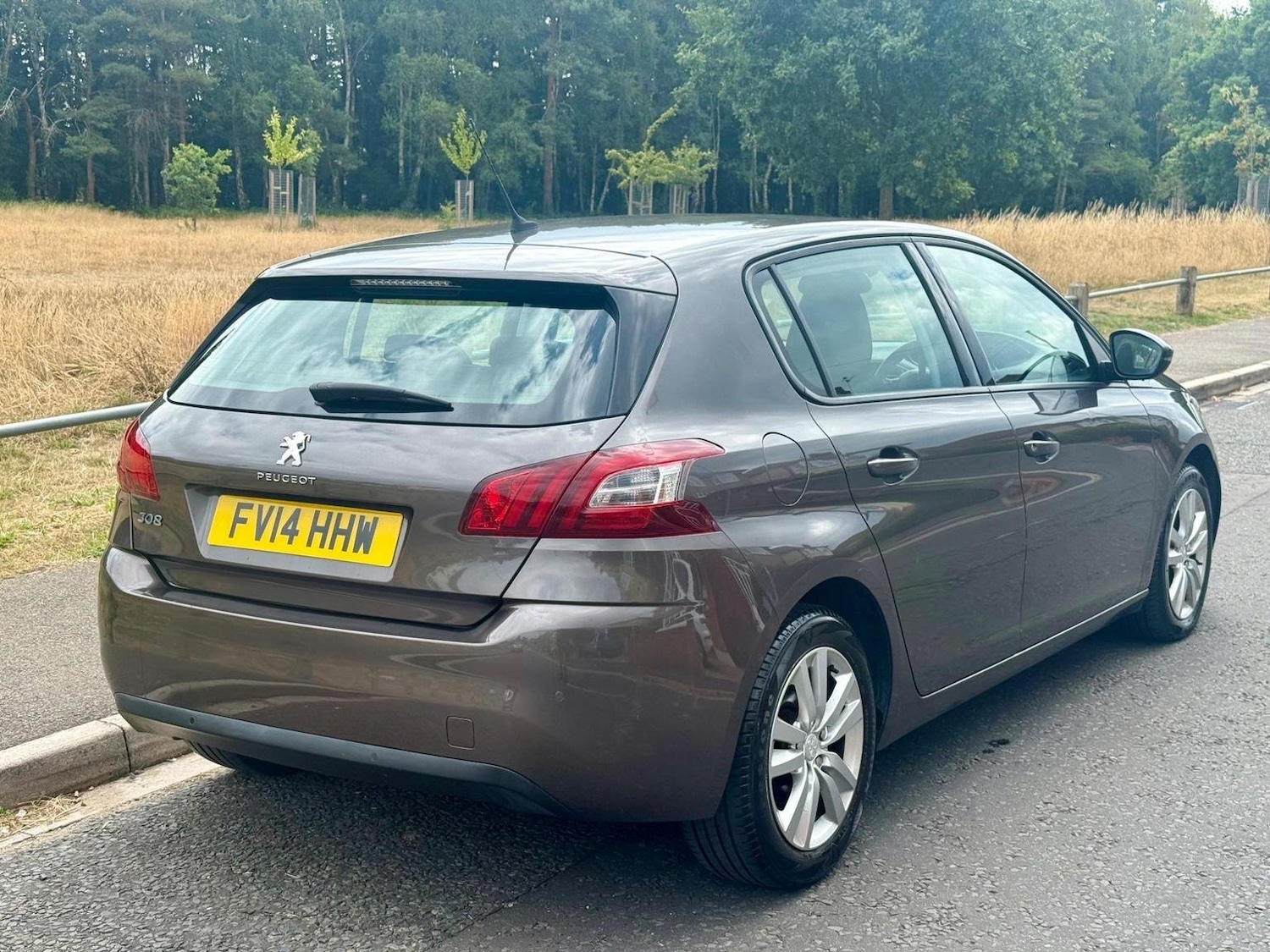 Used Peugeot 308 2014 for sale - 77020604: Photo 10