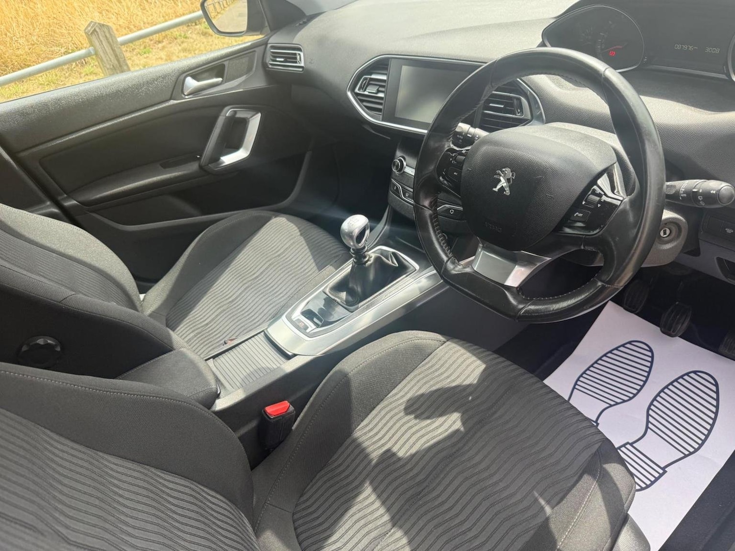 Used Peugeot 308 2014 for sale - 77020604: Photo 13