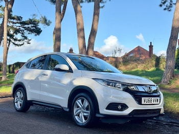 Used Honda HR-V 2018 for sale - 77011773: Photo