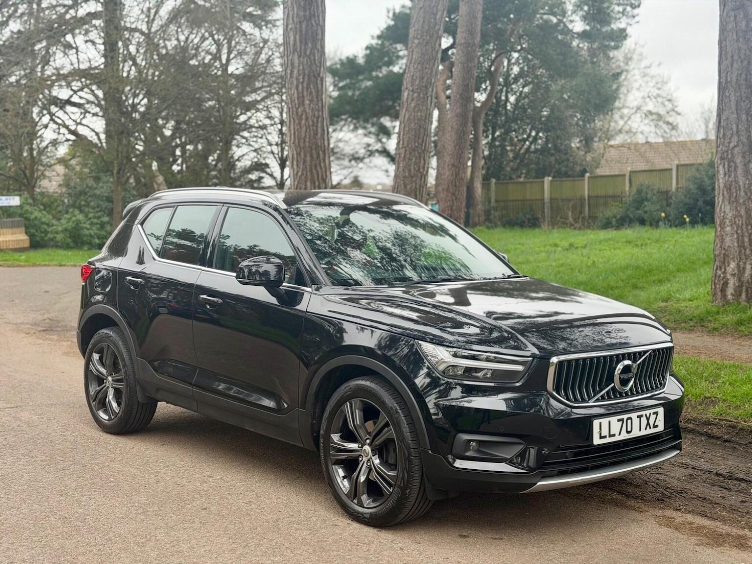Used Volvo XC40 2021 for sale - 77687658: Photo 2