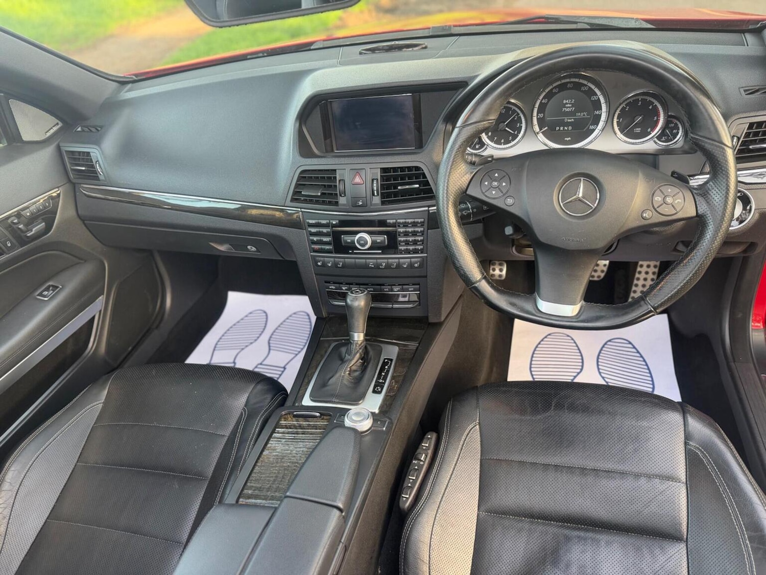 Used Mercedes-Benz E Class 2011 for sale - 77687713: Photo 18