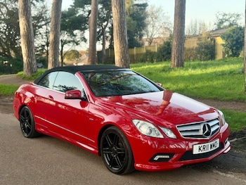 Used Mercedes-Benz E Class 2011 for sale - 77687713: Photo
