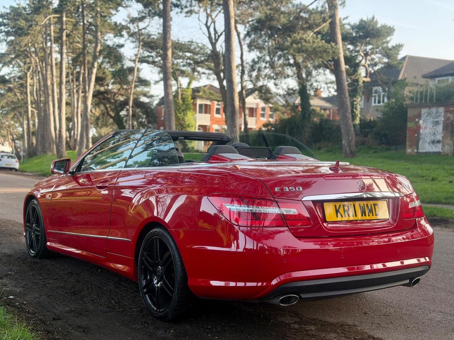 Used Mercedes-Benz E Class 2011 for sale - 77687713: Photo 8