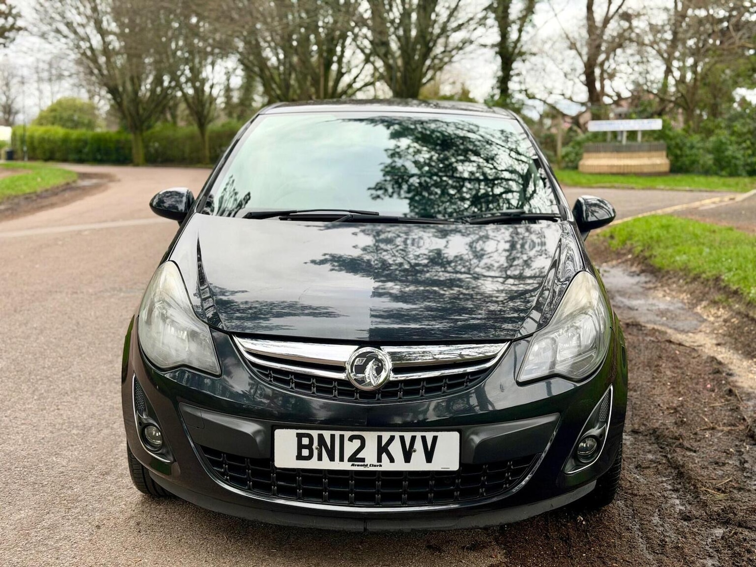 Used Vauxhall Corsa 2012 for sale - 77417197: Photo 3