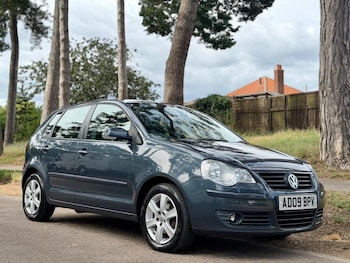 Used Volkswagen Polo 2009 for sale - 79053969: Photo