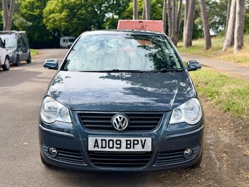 Used Volkswagen Polo 2009 for sale - 79053969: Photo