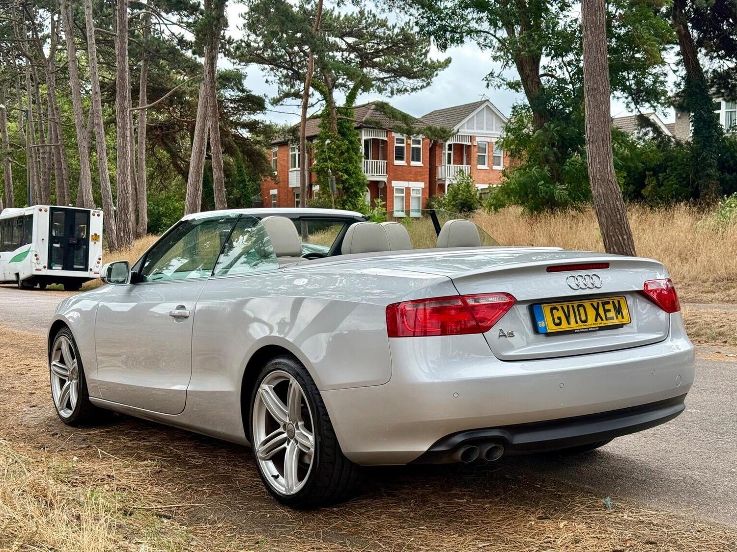 Used Audi A5 2010 for sale - 76744140: Photo 8