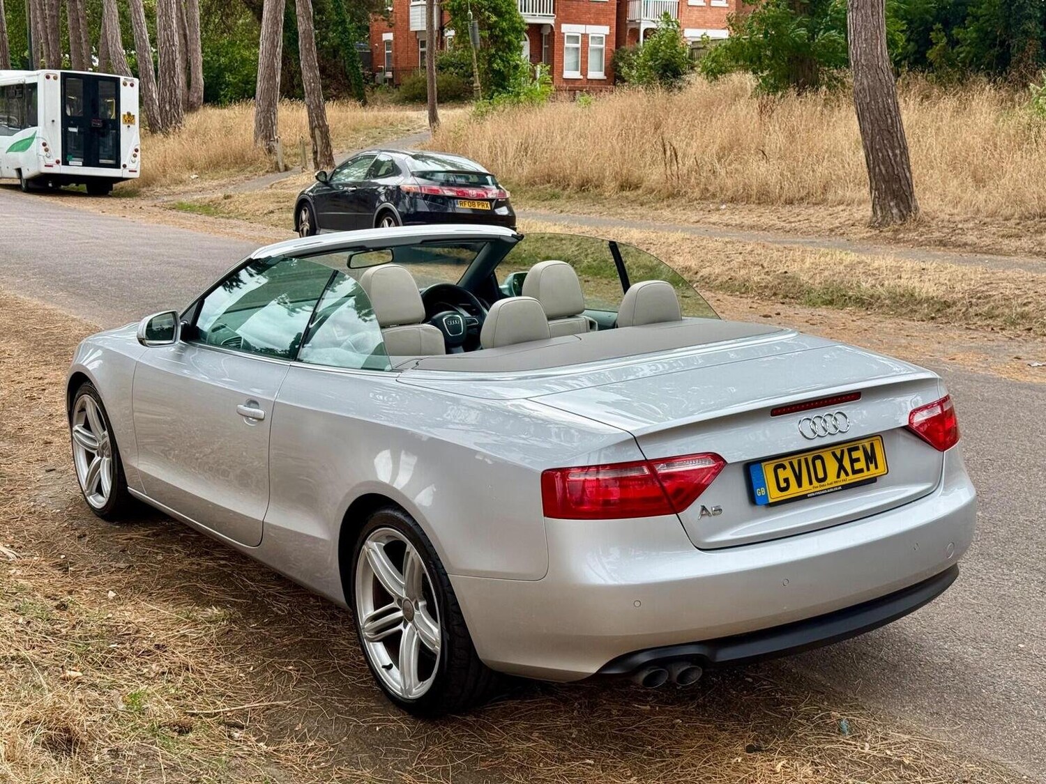 Used Audi A5 2010 for sale - 76744140: Photo 9