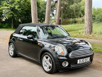 Used MINI Convertible 2010 for sale - 79542028: Photo