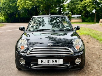 Used MINI Convertible 2010 for sale - 79542028: Photo