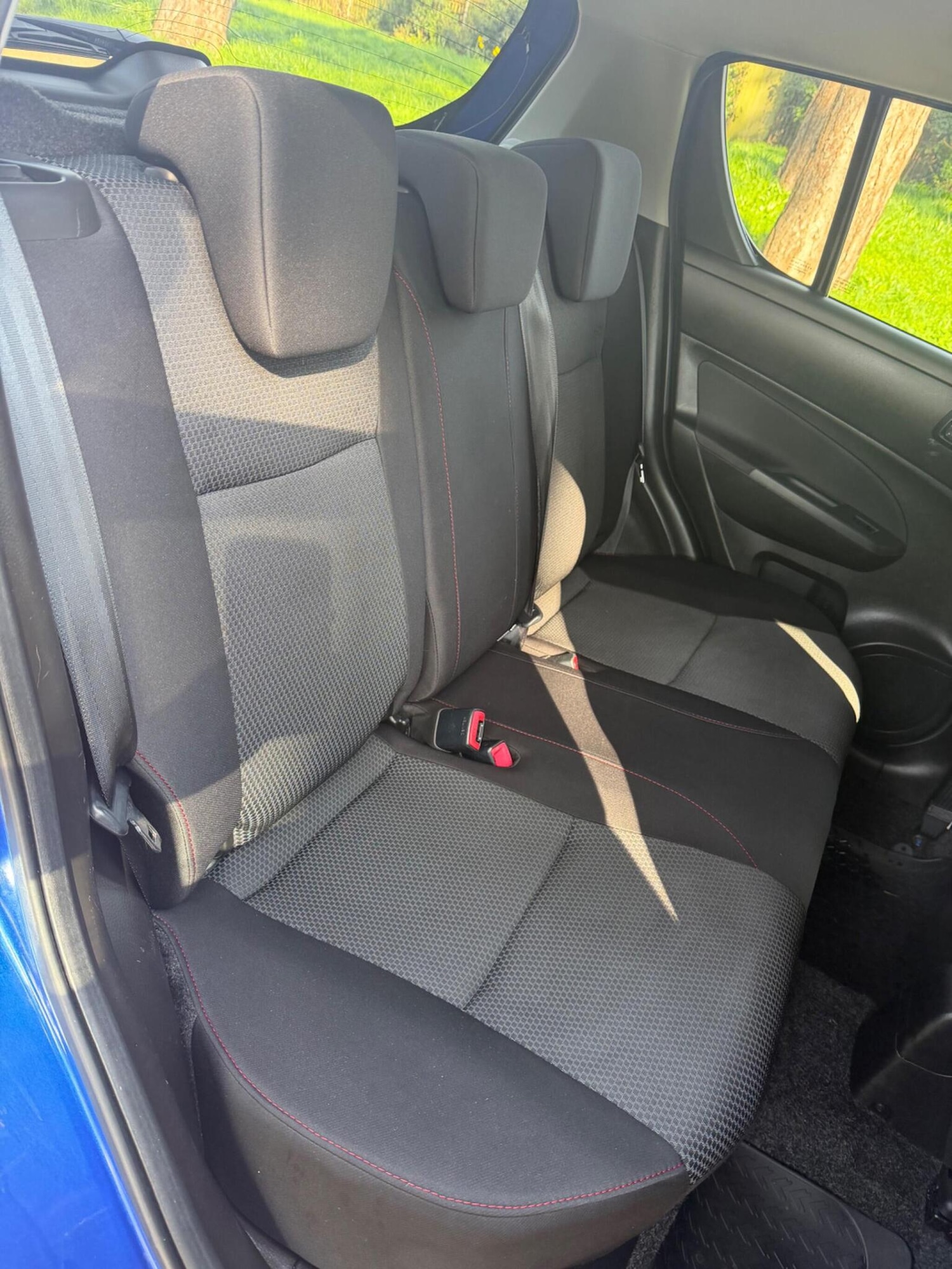 Used Suzuki Swift 2015 for sale - 77774748: Photo 11