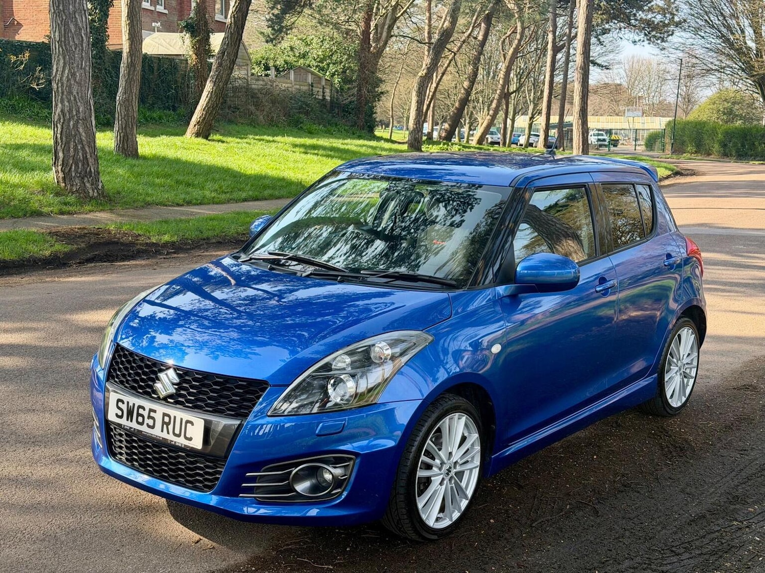 Used Suzuki Swift 2015 for sale - 77774748: Photo 5