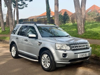 Used Land Rover Freelander 2010 for sale - 77774810: Photo