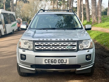 Used Land Rover Freelander 2010 for sale - 77774810: Photo