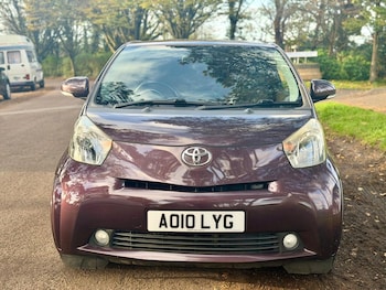 Used Toyota IQ 2010 for sale - 76744110: Photo