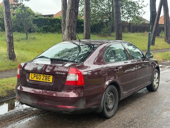 Used Skoda Octavia 2010 for sale - 78801110: Photo
