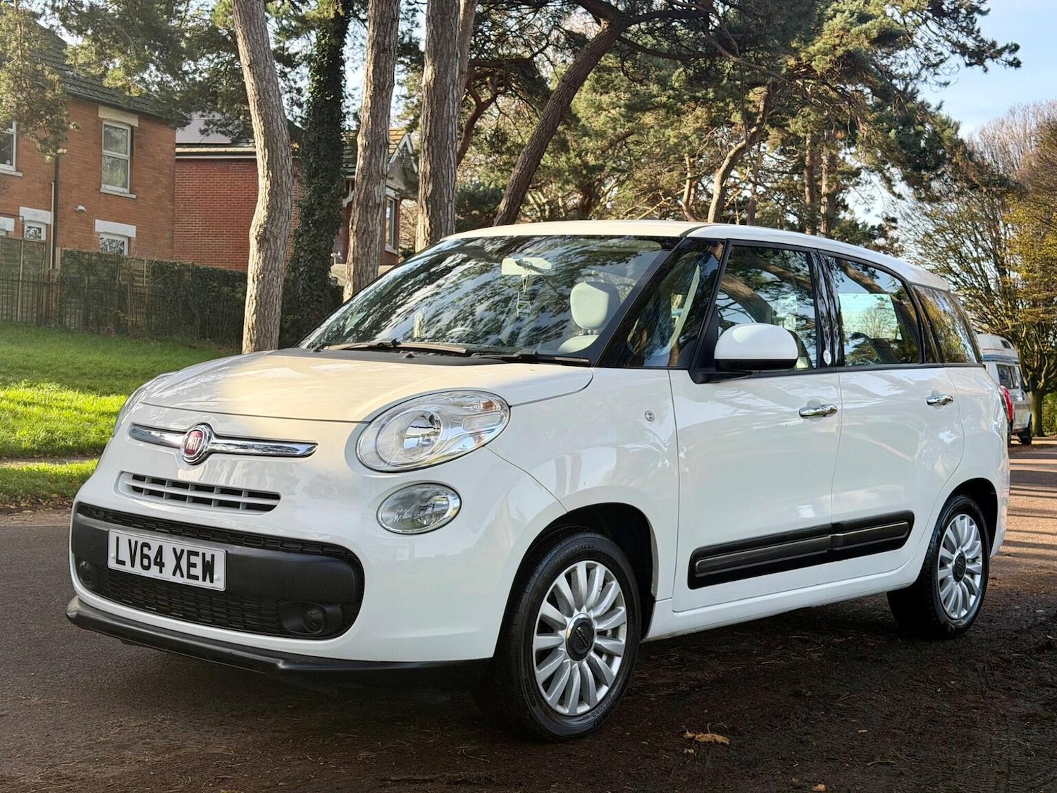 Used Fiat 500L 2014 for sale - 76744114: Photo 4