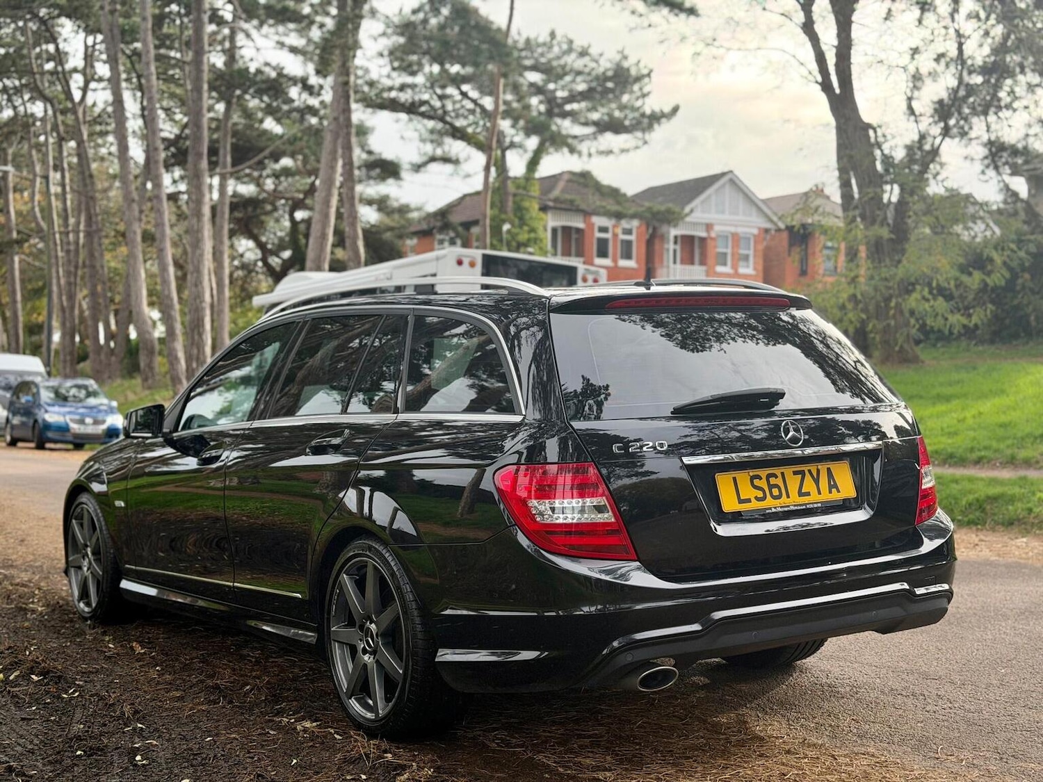 Used Mercedes-Benz C Class 2011 for sale - 76744121: Photo 6