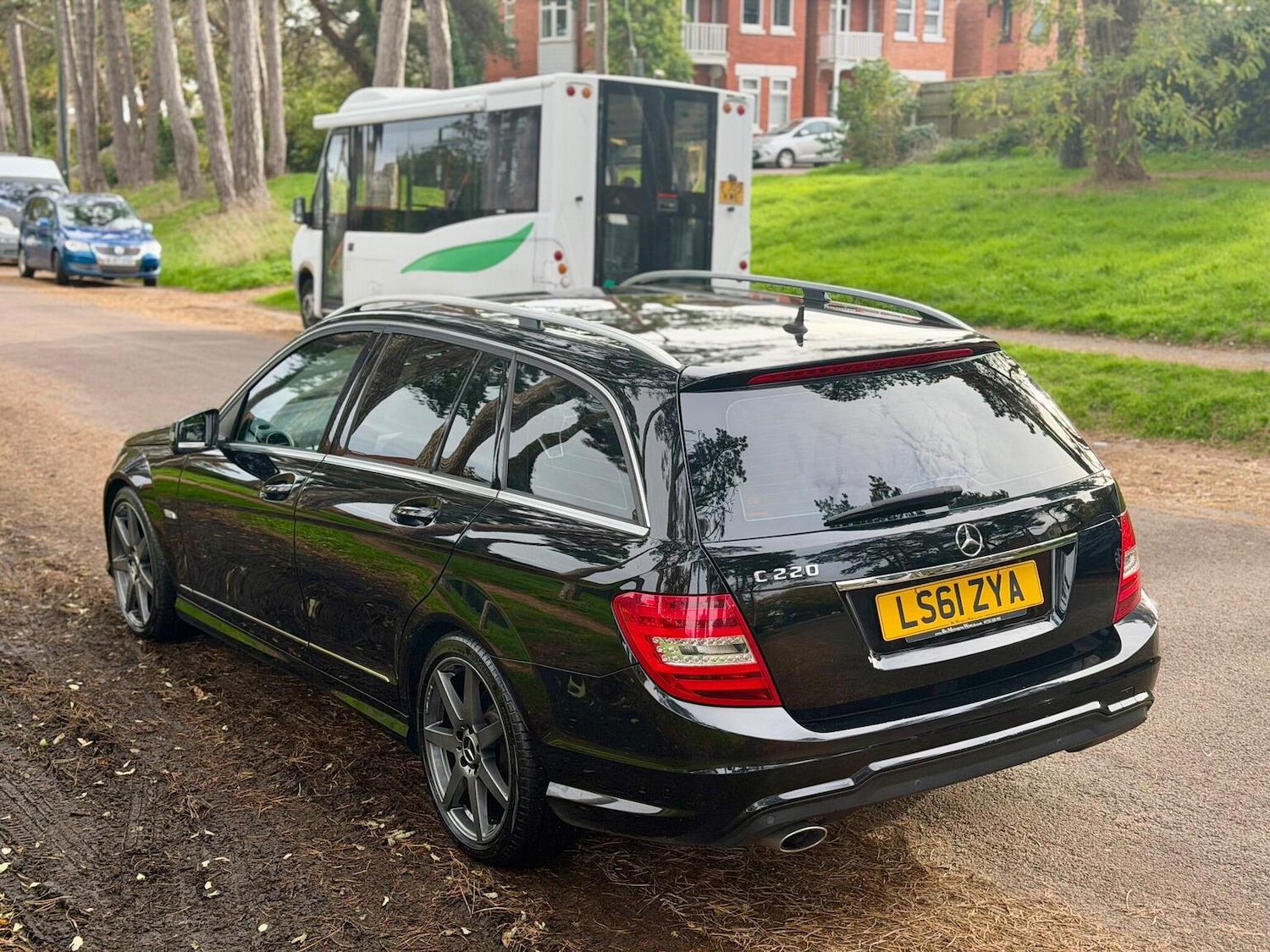 Used Mercedes-Benz C Class 2011 for sale - 76744121: Photo 7