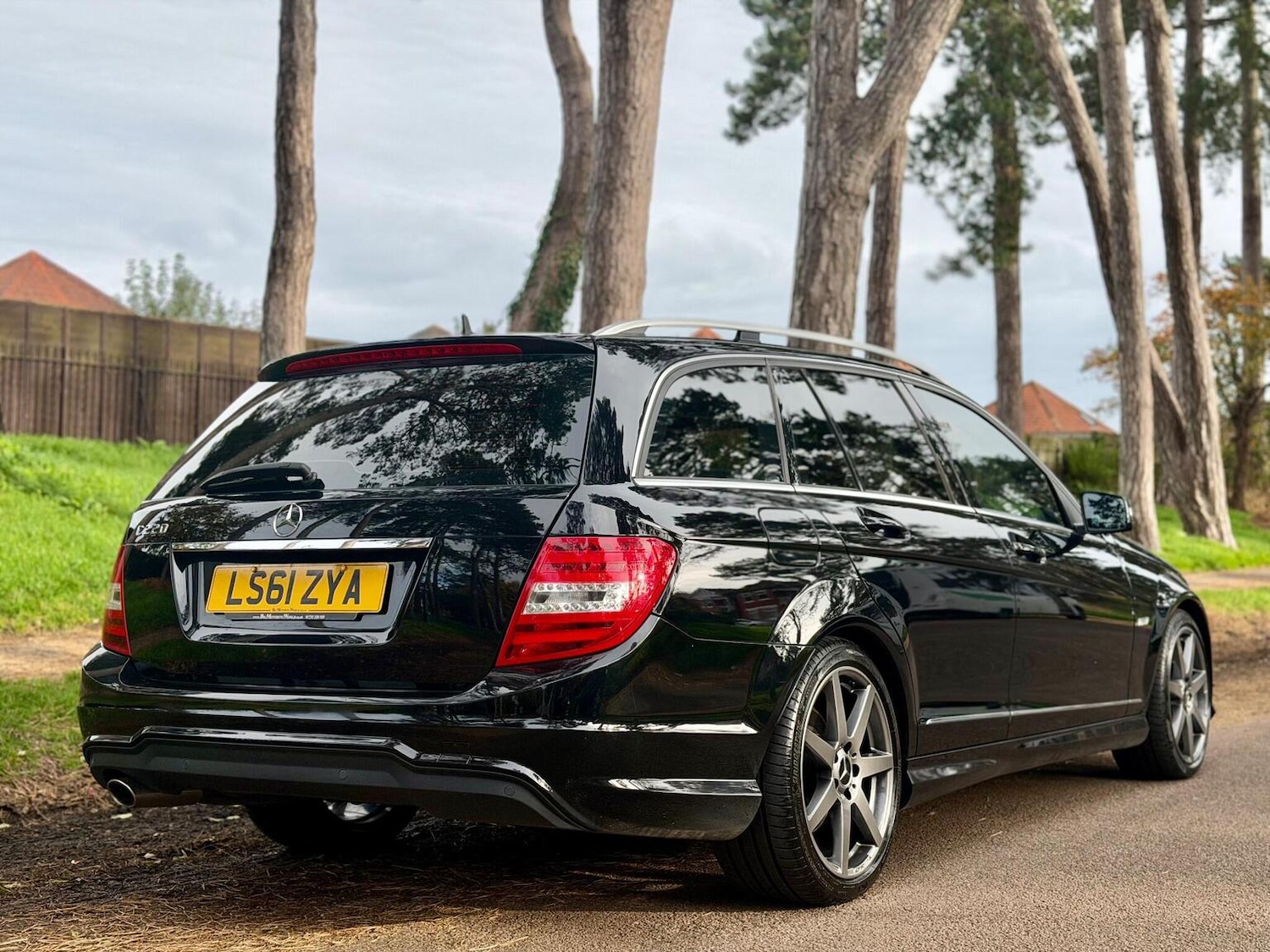 Used Mercedes-Benz C Class 2011 for sale - 76744121: Photo 9